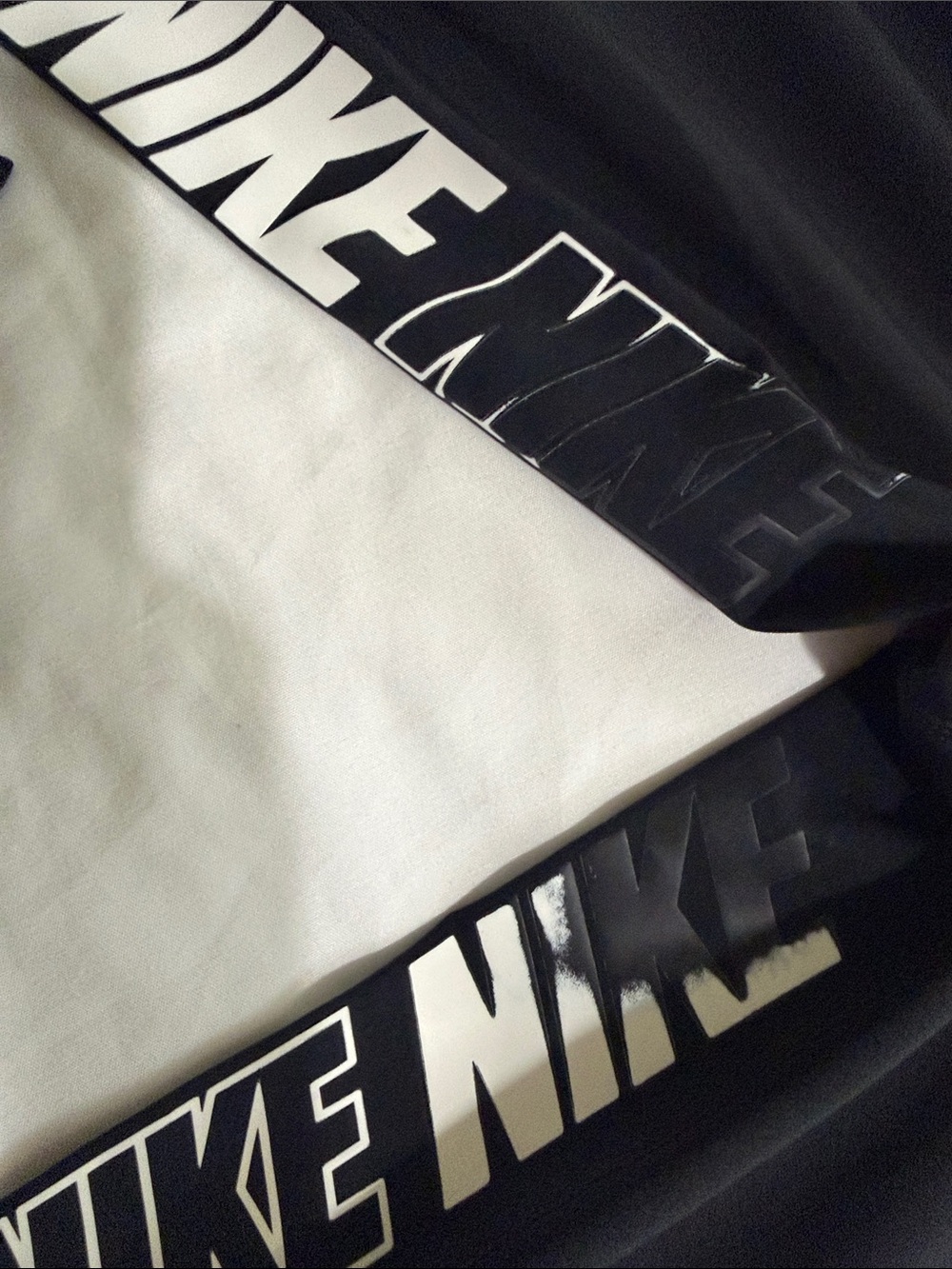 Women’s NikePro gym Leggings with White Logo. - Picture 7 of 8